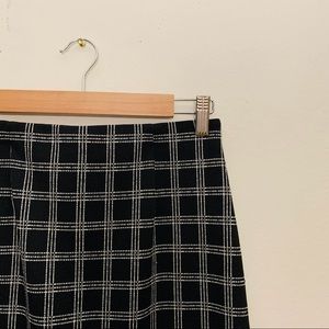 Halogen skirt